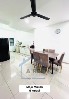 Aireen Homestay - 9