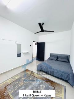 Aireen Homestay - 4