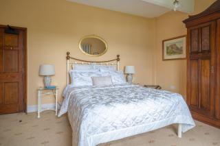The Eyrie at Brantwood, grand apartment with spectacular lake & mountain views - 1