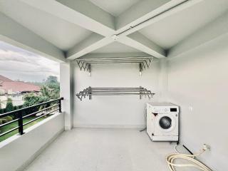 Standard Room Rumo Living Jakarta Timur - 8