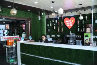 Green valley Hotel & Restaurant - 9