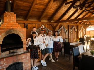 Conacul Birtoc Refugiu Tradițional în Maramureș - 3