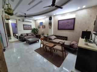 Comfort Living - Yashovoomi Home Stay - 7