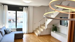 Family Duplex in the Olympic Area by Prestigi - 2