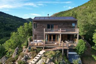Grand Chalet Cévennes avec vue sur lac de Villefort - 0