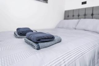 Modern Cambridge Studio - 5
