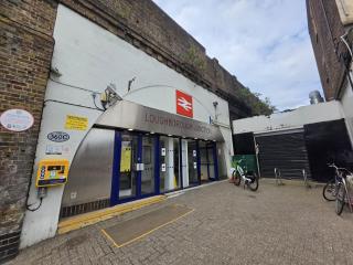 Contemporary Self Contained Studio - Coldharbour Lane SW9 - 8