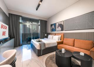 StayShort - Studio in Business bay Sleeps 2 with City Views - 0