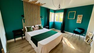 Bastia - Very spacious 130m2 Villa Top Apartment with Garden, 2 AC Bedrooms, Near Port, City Center, and Beaches in Bastia" - 9