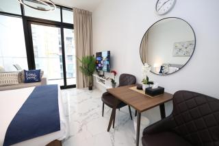 City-Linked Studio near Galleria & Cleveland - 9