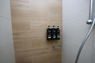 City-Linked Studio near Galleria & Cleveland - 2
