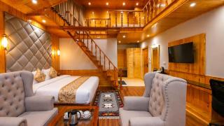 Regal Retreat Inn - 1