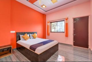 Hotel Nisarg Lodging And Restaurant - 8