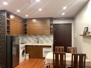 D'Capitale Apartment 1BR with Working Room & City View Balcony - 3