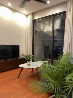 D'Capitale Apartment 1BR with Working Room & City View Balcony - 9