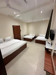 LEO Deluxe & Suite Room - 4