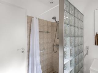Apartment Loreia - 300m from the sea by Interhome - 4