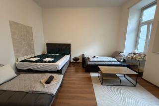 Schönbrunn at Your Doorstep I Accommodates 4 Guests - 5