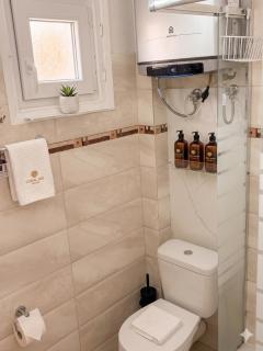 Paralia Family Home - HBO & Free Parking - 1