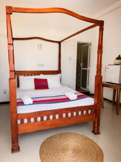 Kabalana Surf Hostel - 9