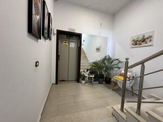 Gold & Violet Studio - 2