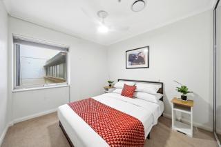 Spacious 3-Bed Apartment in Canberra CBD - 4