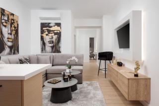 Aura Airport Suite - 1