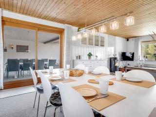 Holiday Home Hakon - 550m from the sea by Interhome - 1