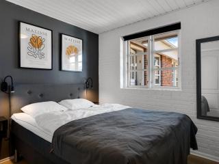 Holiday Home Svenn - 400m from the sea by Interhome - 8