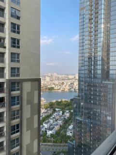 Vinhome Central Park - Apartment Luxury Suite Skyline View 1 - 9