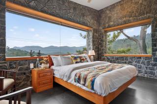 SaffronStays Blooming Stone - 7