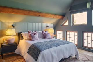 Hall House - 6