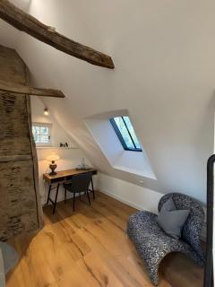 Altes Bauernhaus im Grünen - 3