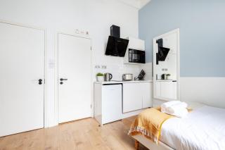Studio near Queensway Station - 3