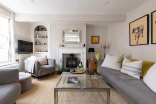 Stunning 4 Bed Georgian House in Chichester - 1