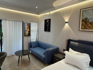 City Hotels & Apartments - 8