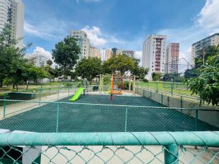 Apartamento para temporada a 15 minutos da Asa Sul, próximo de tudo ! 3 quartos 11 camas com auxiliares , 8 camas sem usar as auxiliares - 8