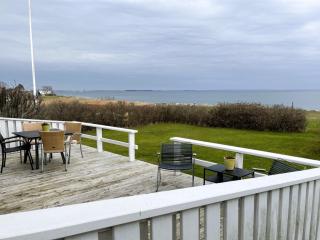 Holiday Home Edla - 35m from the sea by Interhome - 2