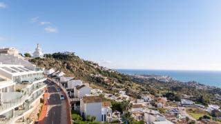 Stupa Hills IV F33G - Superb Sea View Apartment - 2
