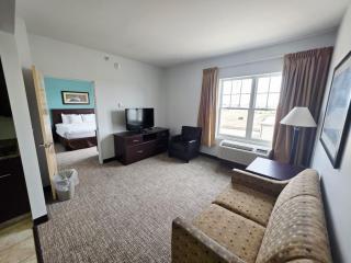 MainStay Suites Minot - Minot - 2