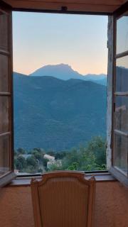 Appartement médiéval au cœur du village de Lama - 8