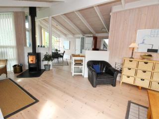 Holiday Home Ilya - 900m from the sea by Interhome - 3