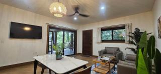 Serene King Suite w/Pool in Tropical Beach Jungle - 7