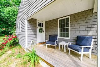 Cozy Family Home with Beach Access - 6