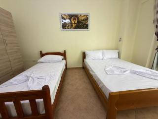 Sunset Gate Apartment - 5