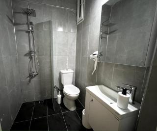 Ground Floor Apartment in the Garden with Excellent Location - 5