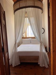 3 bedroom Ottoman Heritage Flat with Sea Views in Molyvos Lesvos - 6
