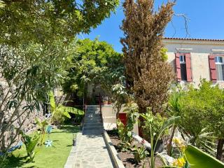 3 bedroom Ottoman Heritage Flat with Sea Views in Molyvos Lesvos - 5