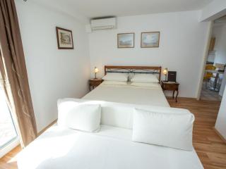 Apartment Wohnung in Duće mit Großem Balkon by Interhome - 9
