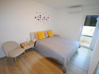 Apartment Modern by Interhome - 8